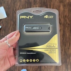 PNY 4GB USB Drive